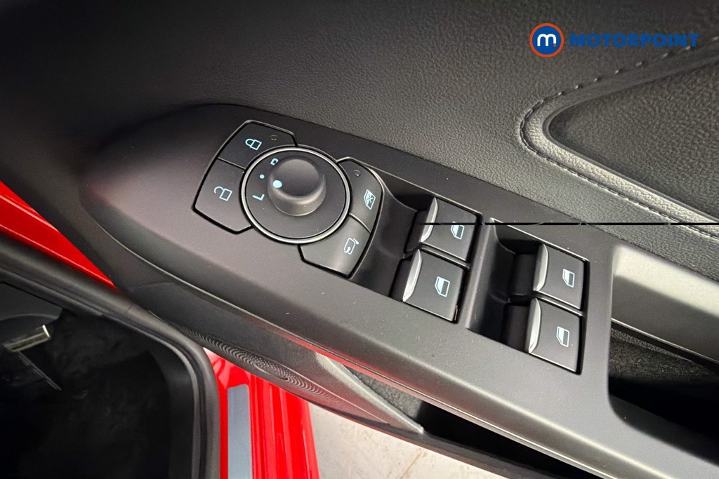 Ford Focus St-Line X Automatic Petrol Estate - Stock Number (1672894) - 20th supplementary image