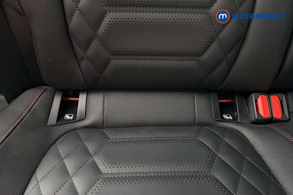 Ford Focus St-Line X Automatic Petrol Estate - Stock Number (1672894) - 29th supplementary image