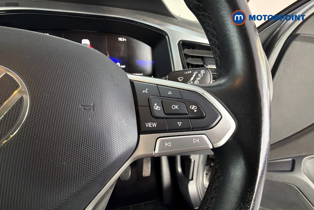 Volkswagen T-Roc Life Manual Petrol SUV - Stock Number (1673728) - 4th supplementary image