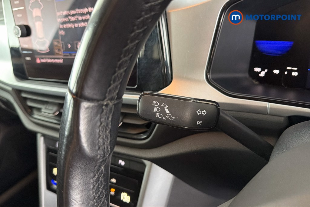 Volkswagen T-Roc Life Manual Petrol SUV - Stock Number (1673728) - 6th supplementary image