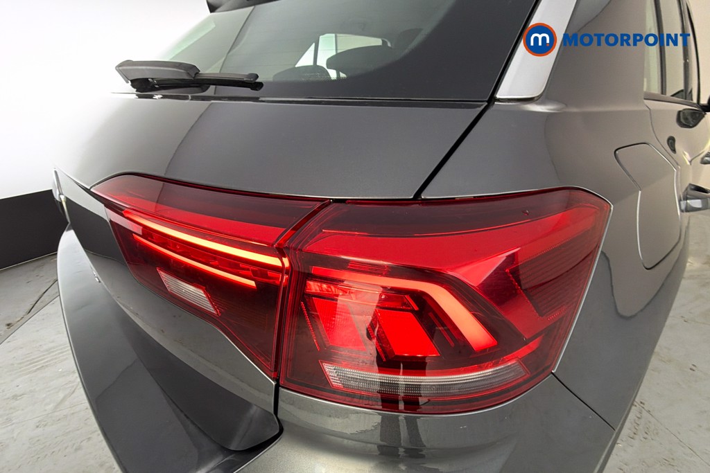 Volkswagen T-Roc Life Manual Petrol SUV - Stock Number (1673728) - 38th supplementary image