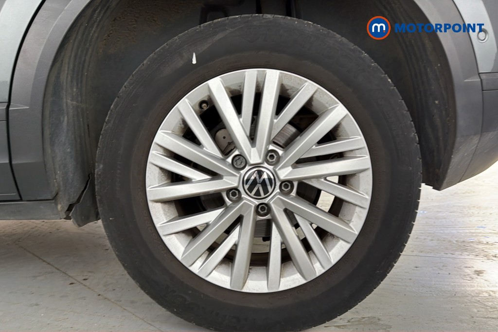 Volkswagen T-Roc Life Manual Petrol SUV - Stock Number (1673728) - 48th supplementary image