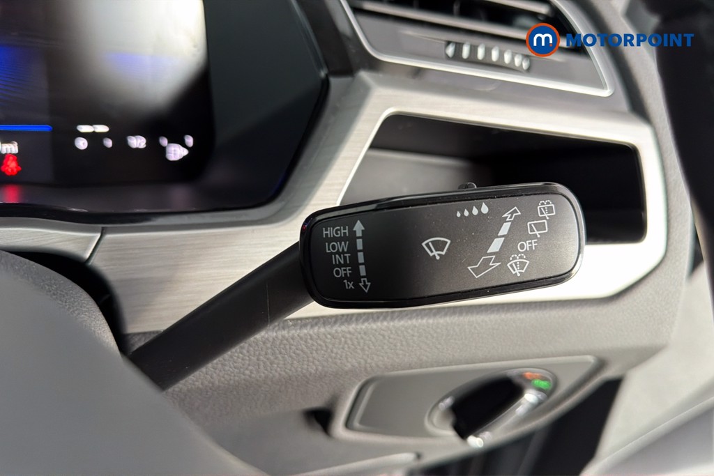 Volkswagen Touran Match Manual Petrol People Carrier - Stock Number (1674675) - 7th supplementary image