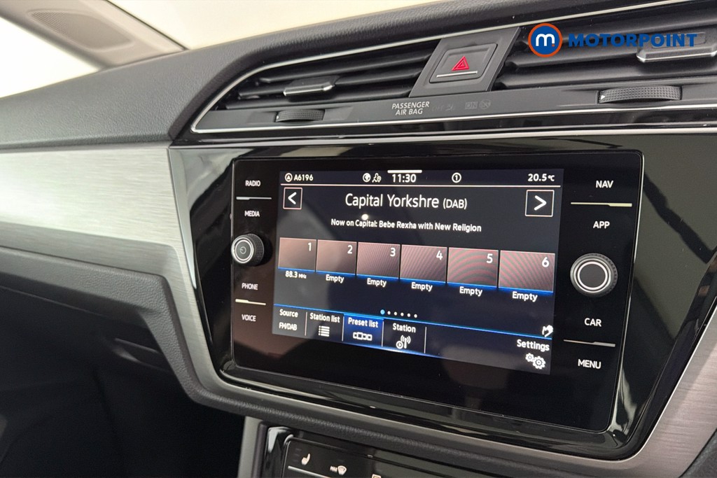 Volkswagen Touran Match Manual Petrol People Carrier - Stock Number (1674675) - 9th supplementary image