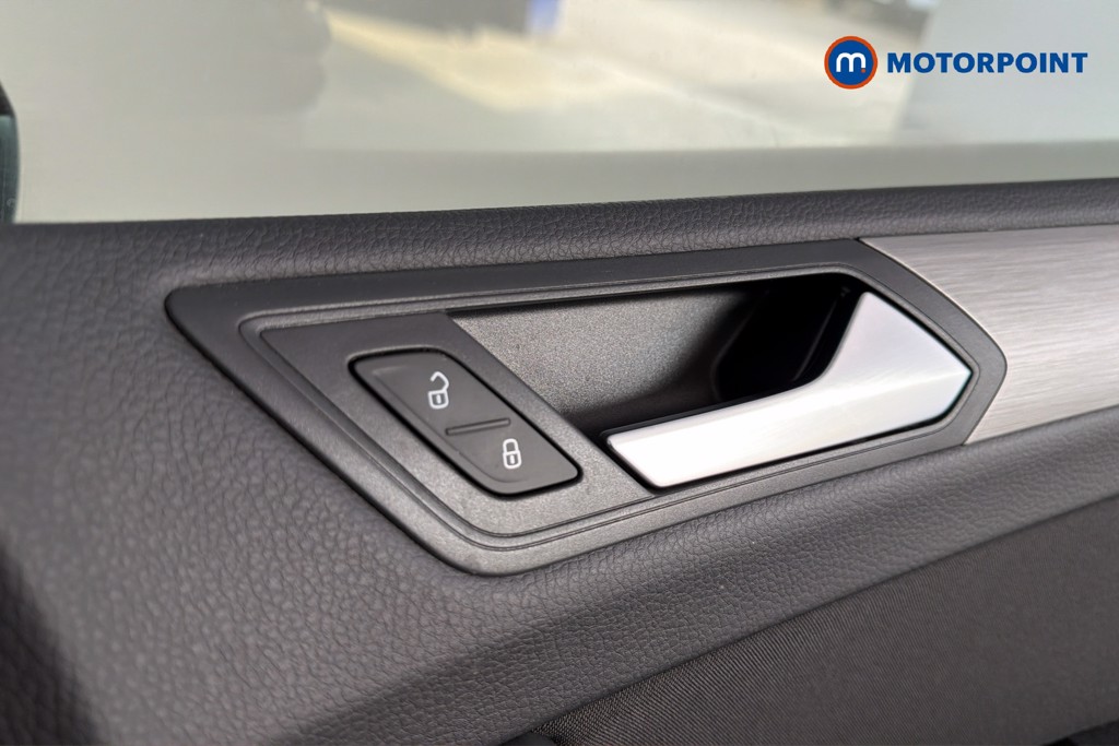 Volkswagen Touran Match Manual Petrol People Carrier - Stock Number (1674675) - 18th supplementary image