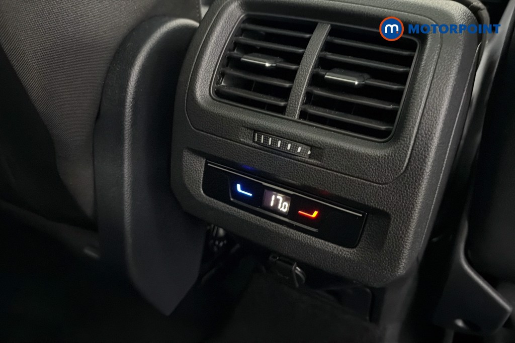 Volkswagen Touran Match Manual Petrol People Carrier - Stock Number (1674675) - 30th supplementary image