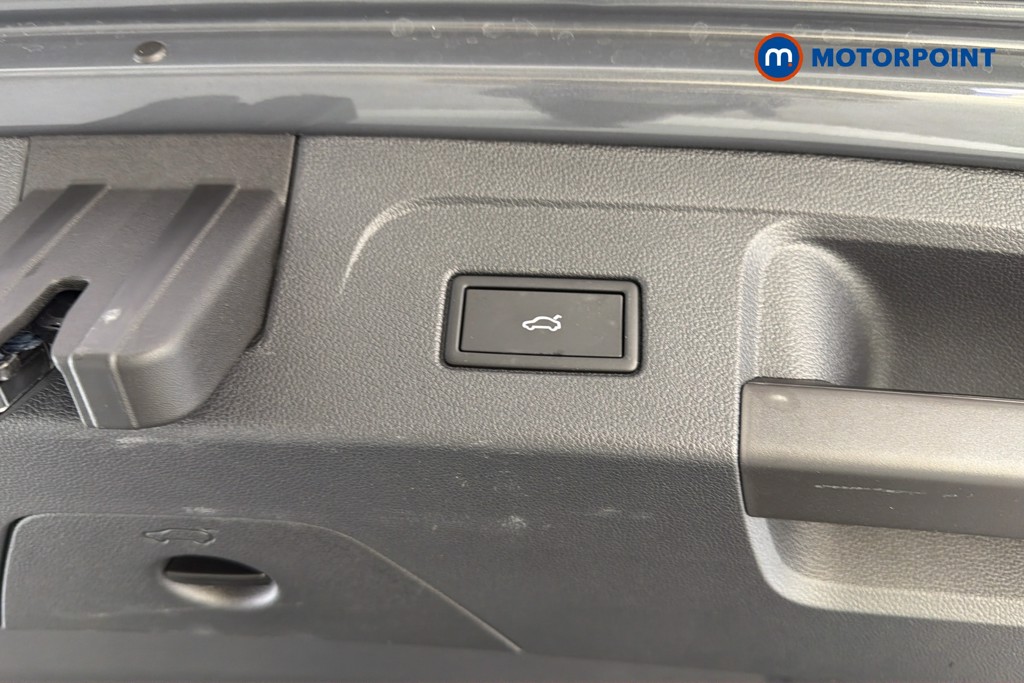 Volkswagen Touran Match Manual Petrol People Carrier - Stock Number (1674675) - 35th supplementary image