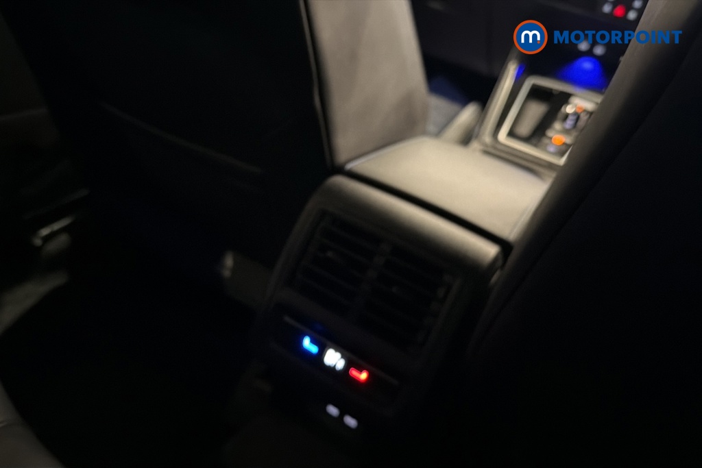 Volkswagen Golf R Automatic Petrol Hatchback - Stock Number (1675308) - 28th supplementary image