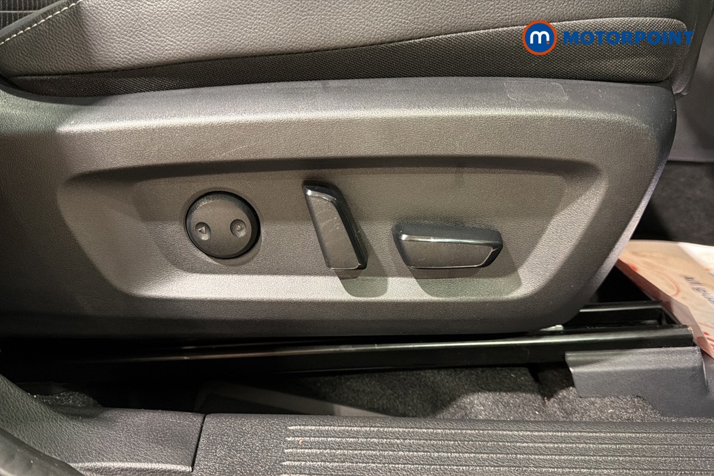Nissan Qashqai Tekna Automatic Petrol-Electric Hybrid SUV - Stock Number (1674940) - 23rd supplementary image