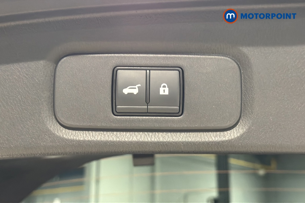 Nissan Qashqai Tekna Automatic Petrol-Electric Hybrid SUV - Stock Number (1674940) - 35th supplementary image