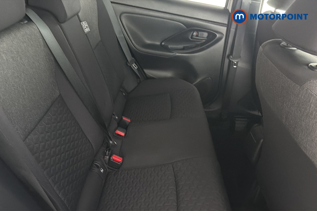 Toyota Yaris Cross Design Automatic Petrol-Electric Hybrid Estate - Stock Number (1643729) - 25th supplementary image