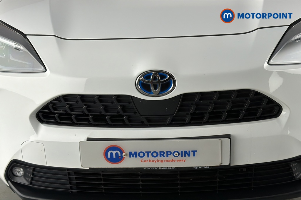 Toyota Yaris Cross Design Automatic Petrol-Electric Hybrid Estate - Stock Number (1643729) - 43rd supplementary image