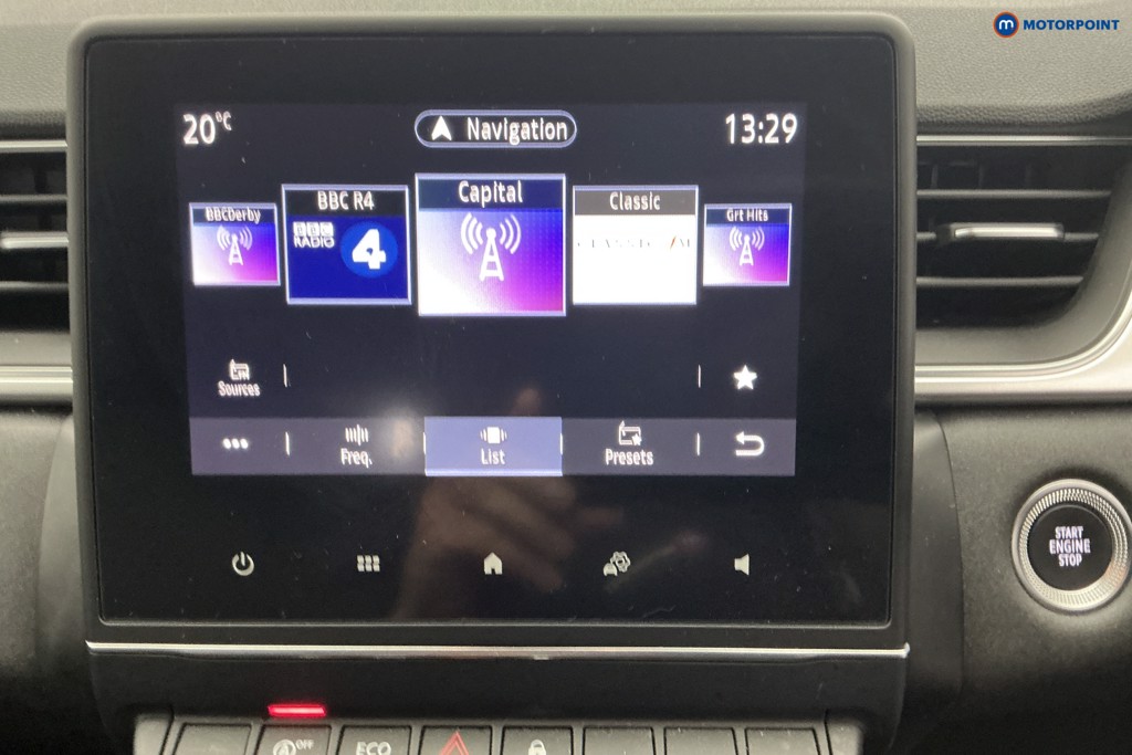 Renault Captur Iconic Manual Diesel SUV - Stock Number (1651250) - 2nd supplementary image
