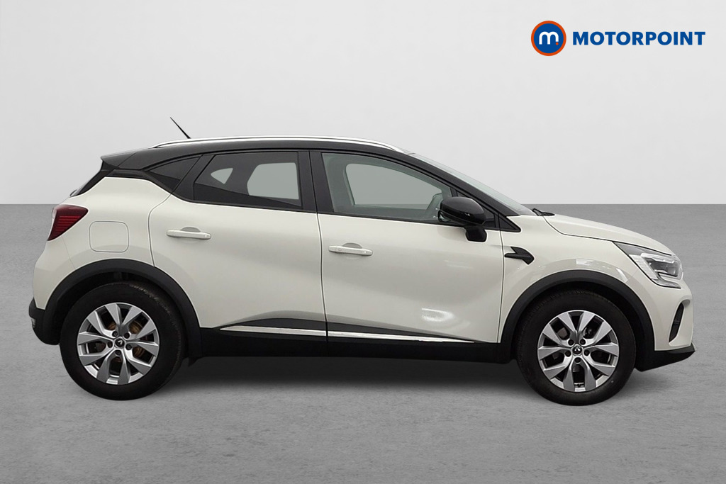 Renault Captur Iconic Manual Diesel SUV - Stock Number (1651250) - Drivers side