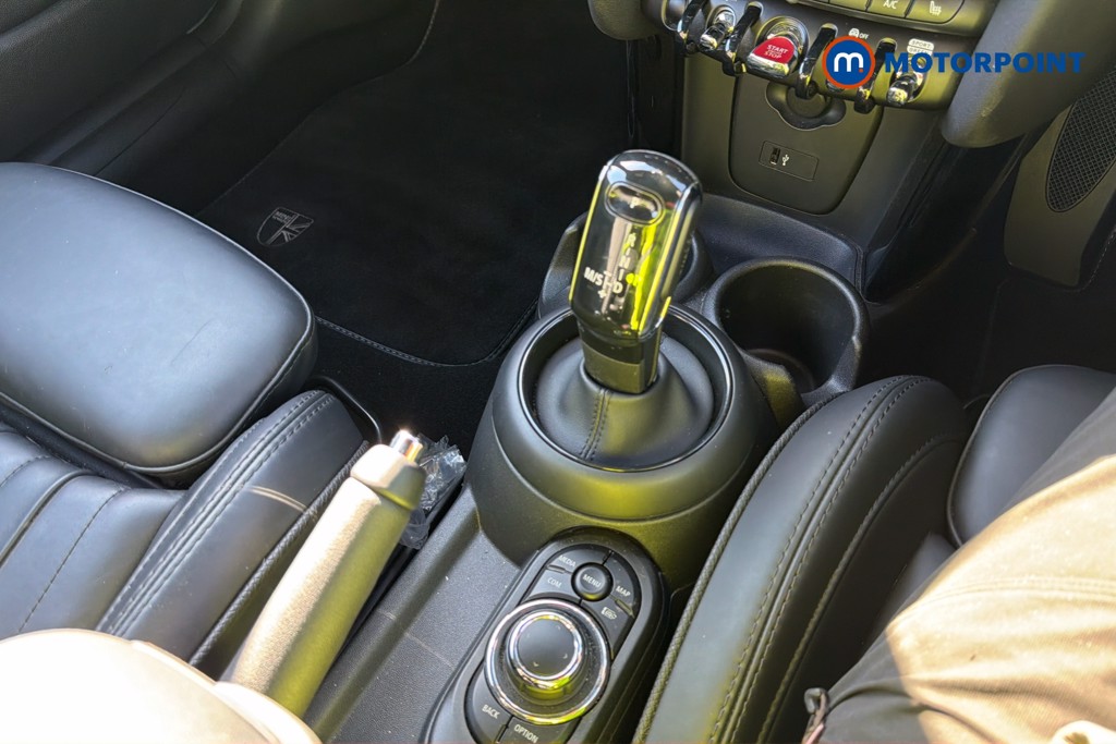 Mini Hatchback Cooper S Exclusive Automatic Petrol Hatchback - Stock Number (1653365) - 15th supplementary image
