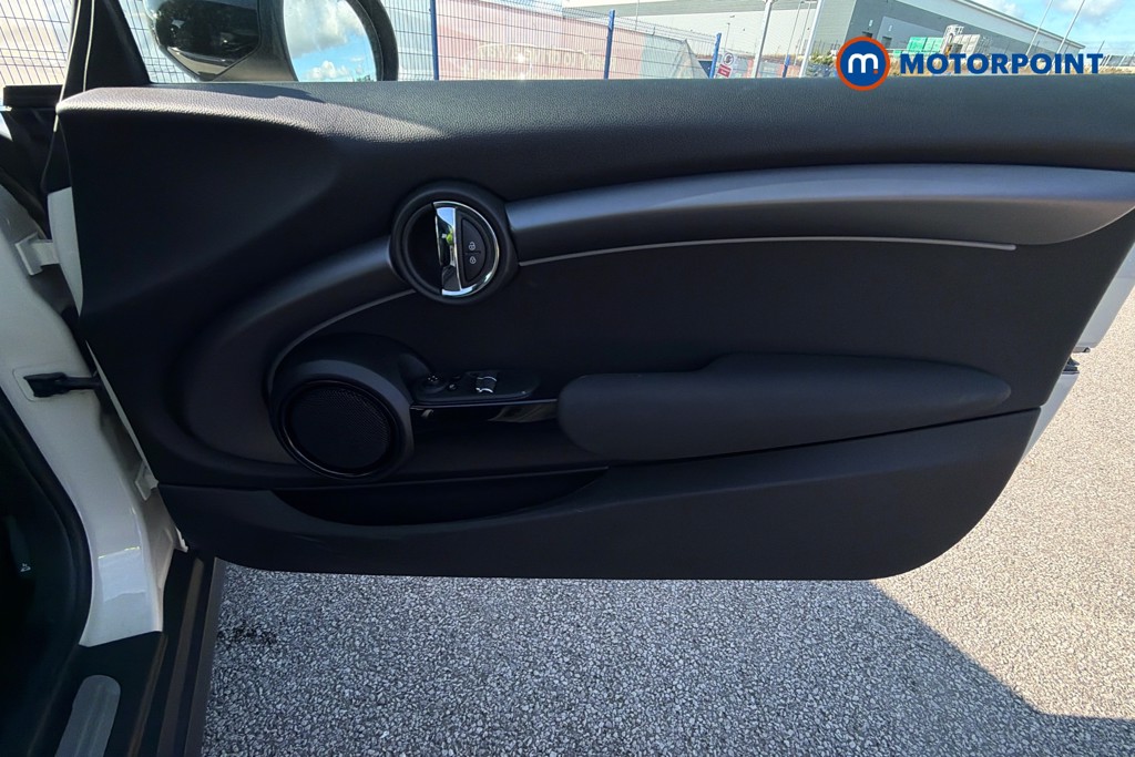 Mini Hatchback Cooper S Exclusive Automatic Petrol Hatchback - Stock Number (1653365) - 19th supplementary image