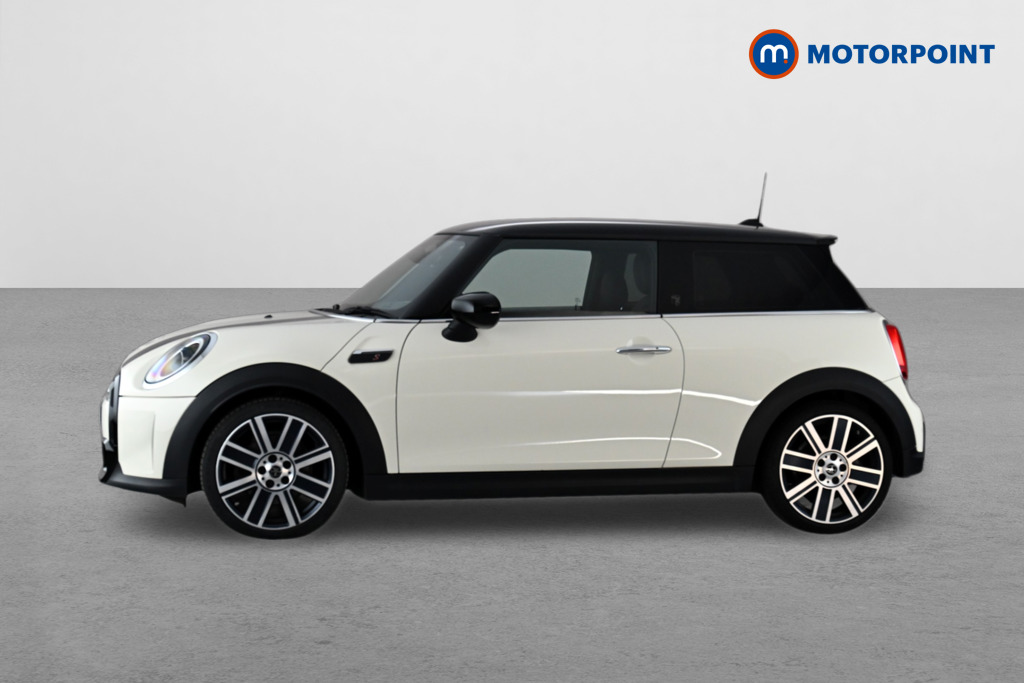 Mini Hatchback Cooper S Exclusive Automatic Petrol Hatchback - Stock Number (1653365) - Front bumper