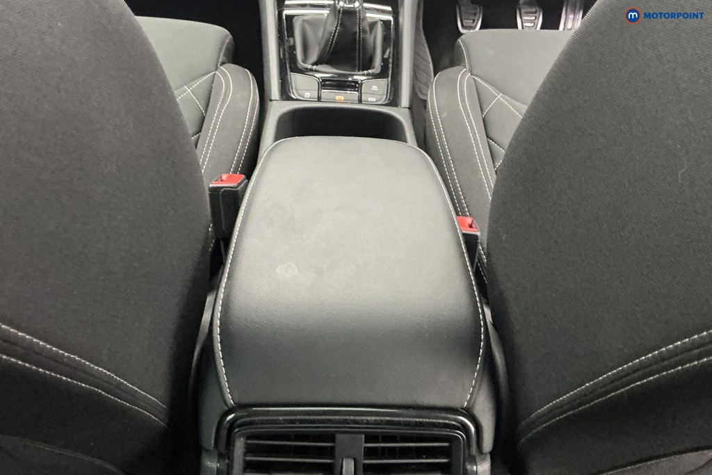 Skoda Karoq Sportline Manual Petrol SUV - Stock Number (1654461) - 11th supplementary image