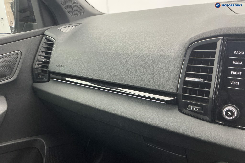 Skoda Karoq Sportline Manual Petrol SUV - Stock Number (1654461) - 18th supplementary image