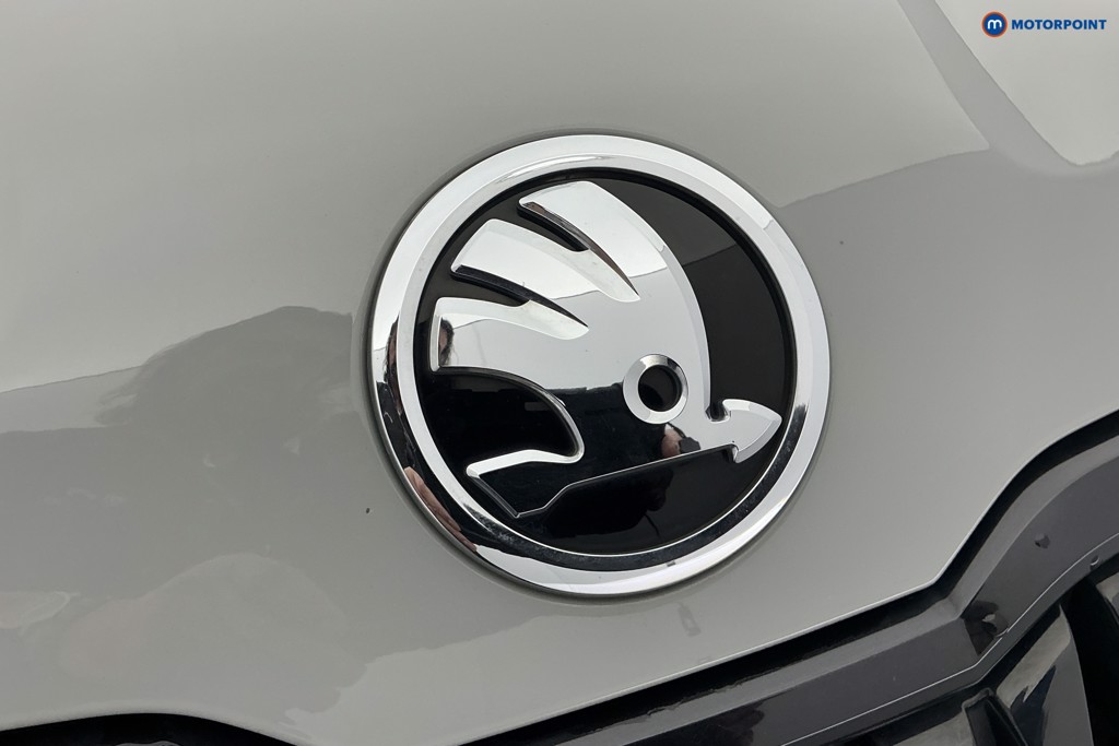 Skoda Karoq Sportline Manual Petrol SUV - Stock Number (1654461) - 29th supplementary image