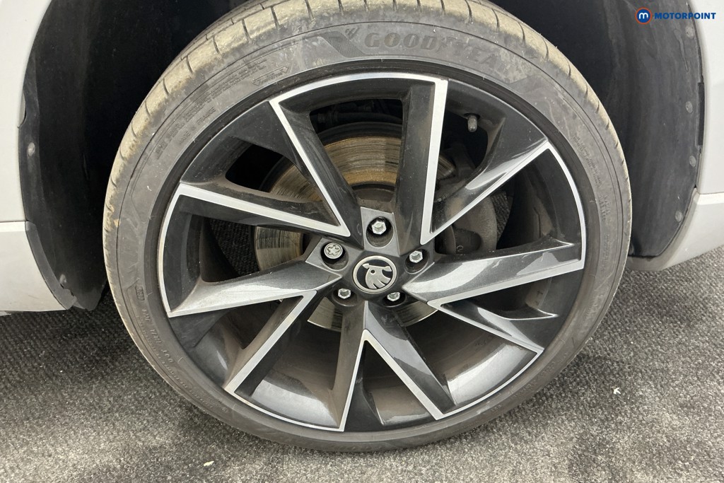 Skoda Karoq Sportline Manual Petrol SUV - Stock Number (1654461) - 36th supplementary image