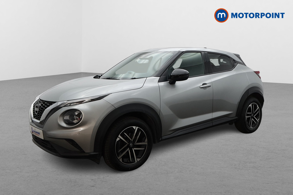 Nissan Juke N-Connecta Manual Petrol SUV - Stock Number (1655815) - Passenger side front corner