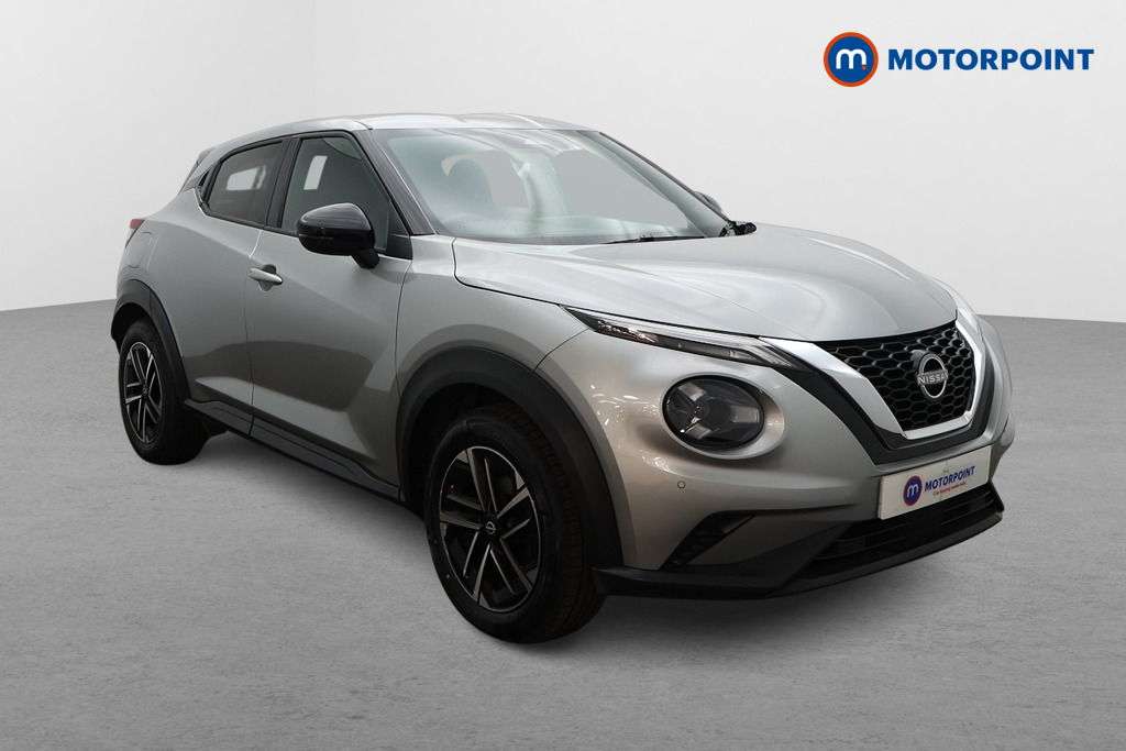 Nissan Juke N-Connecta Manual Petrol SUV - Stock Number (1655815) - Drivers side front corner