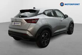 Nissan Juke N-Connecta Manual Petrol SUV - Stock Number (1655815) - Drivers side rear corner