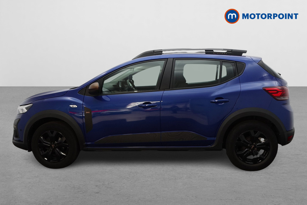 Dacia Sandero Stepway Extreme Manual Petrol Hatchback - Stock Number (1658991) - Passenger side