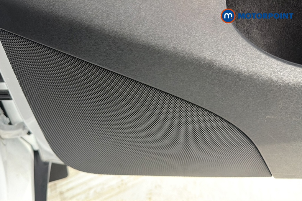 Tesla Model Y Rwd 5Dr Auto Automatic Electric SUV - Stock Number (1659732) - 21st supplementary image
