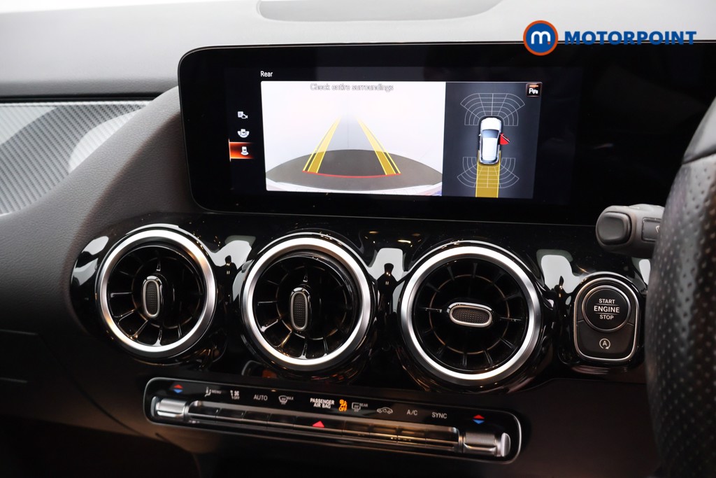 Mercedes-Benz GLA Amg Line Automatic Petrol SUV - Stock Number (1660075) - 9th supplementary image