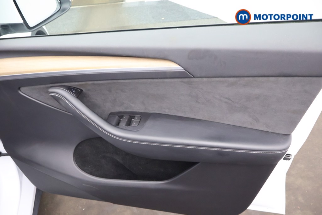 Tesla Model Y Rwd 5Dr Auto Automatic Electric SUV - Stock Number (1660112) - 11th supplementary image