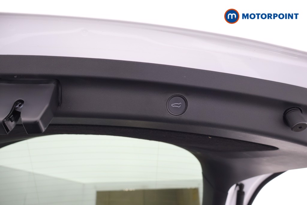 Tesla Model Y Rwd 5Dr Auto Automatic Electric SUV - Stock Number (1660112) - 25th supplementary image
