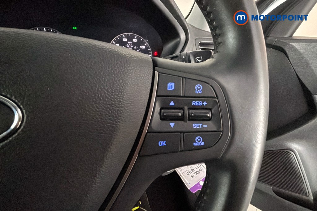 Hyundai I20 Play Manual Petrol Hatchback - Stock Number (1660635) - 4th supplementary image