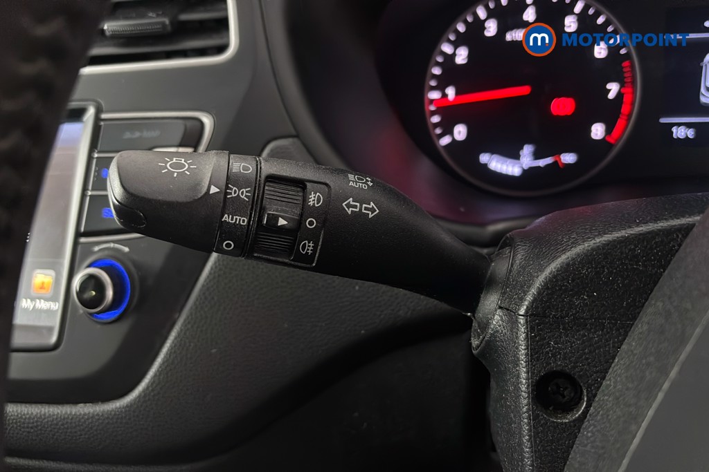 Hyundai I20 Play Manual Petrol Hatchback - Stock Number (1660635) - 6th supplementary image