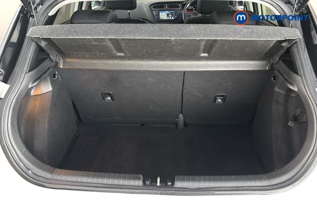 Hyundai I20 Play Manual Petrol Hatchback - Stock Number (1660635) - 33rd supplementary image
