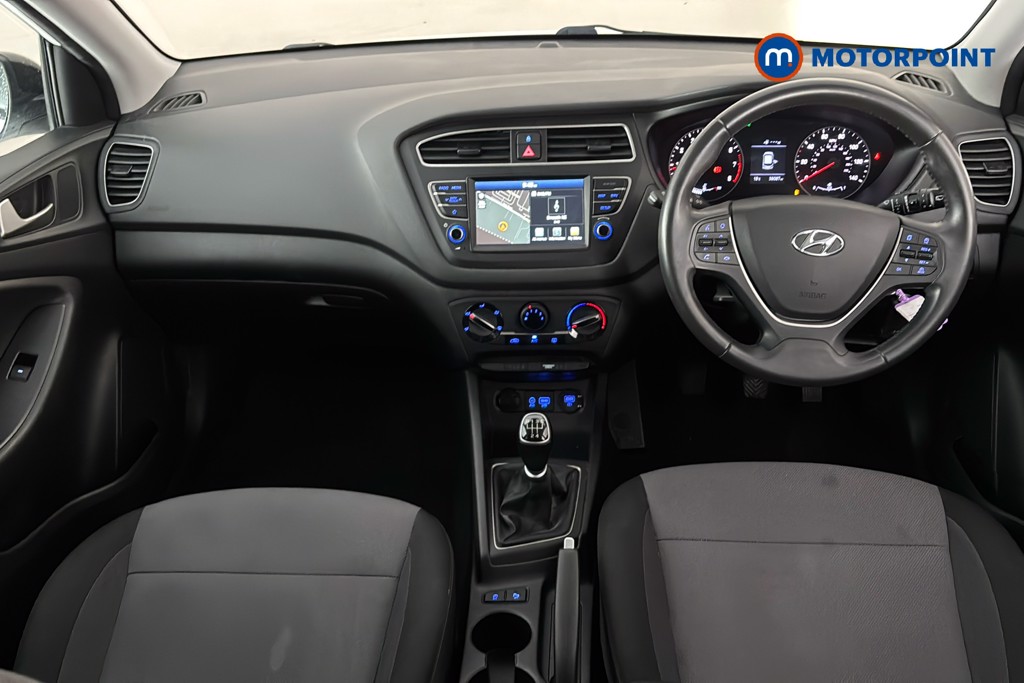 Hyundai I20 Play Manual Petrol Hatchback - Stock Number (1660635) - 1st supplementary image