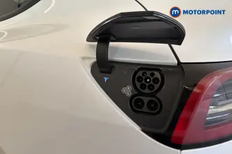 Tesla Model Y Long Range Automatic Electric SUV - Stock Number (1660806) - 41st supplementary image