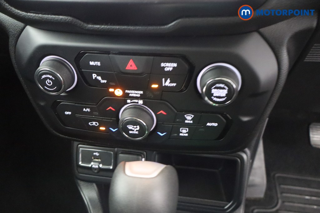 Jeep Renegade Longitude Automatic Petrol SUV - Stock Number (1661072) - 3rd supplementary image