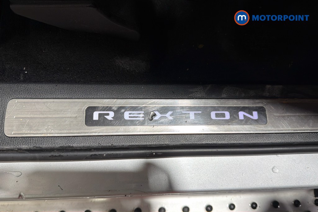 Ssangyong Rexton Ultimate Automatic Diesel SUV - Stock Number (1661869) - 5th supplementary image