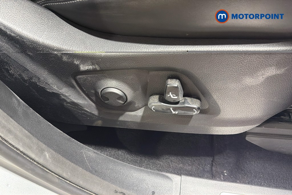 Ssangyong Rexton Ultimate Automatic Diesel SUV - Stock Number (1661869) - 6th supplementary image