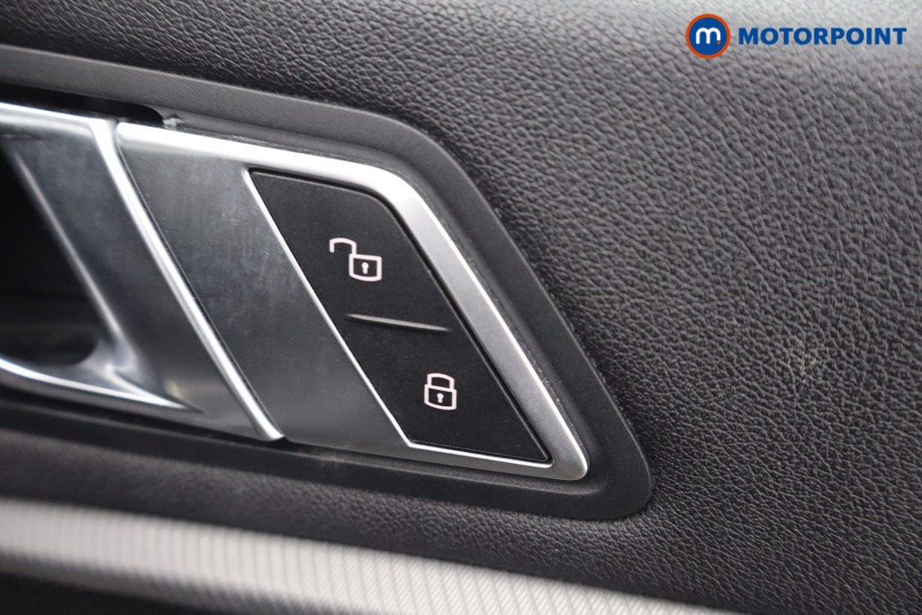 BMW 1 Series M Sport Manual Diesel Hatchback - Stock Number (1661917) - 9th supplementary image