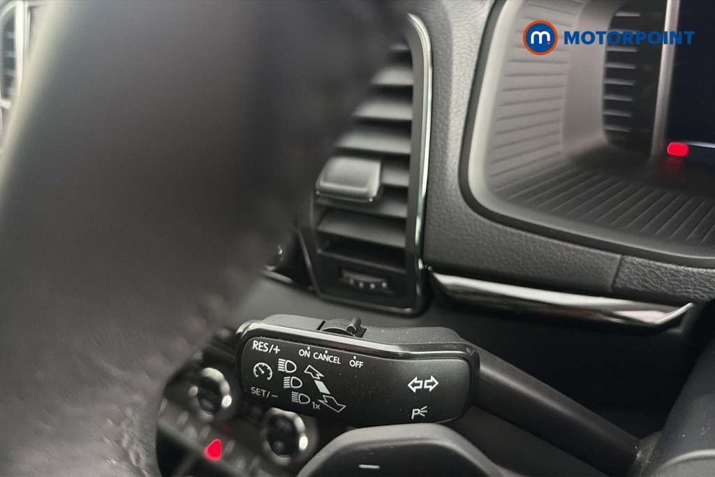 Skoda Karoq Se L Automatic Petrol SUV - Stock Number (1662087) - 5th supplementary image