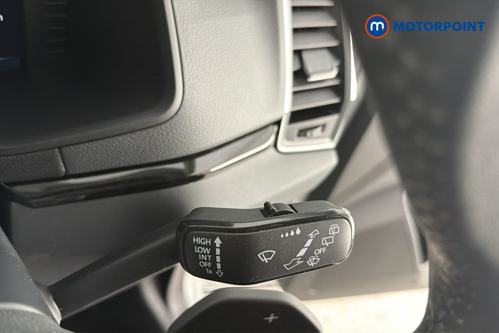 Skoda Karoq Se L Automatic Petrol SUV - Stock Number (1662087) - 6th supplementary image