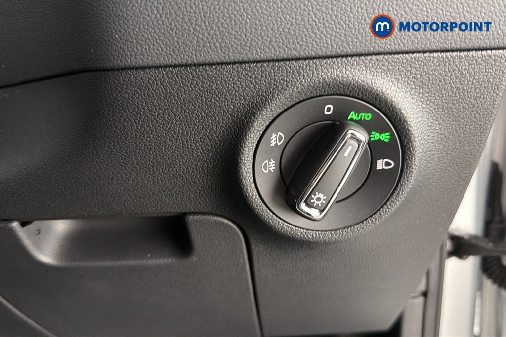 Skoda Karoq Se L Automatic Petrol SUV - Stock Number (1662087) - 11th supplementary image