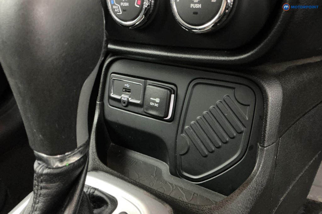 Jeep Renegade Longitude Automatic Petrol SUV - Stock Number (1662379) - 15th supplementary image