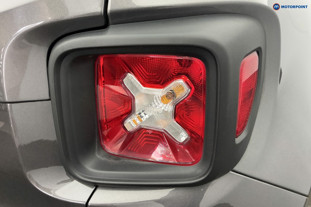 Jeep Renegade Longitude Automatic Petrol SUV - Stock Number (1662379) - 30th supplementary image