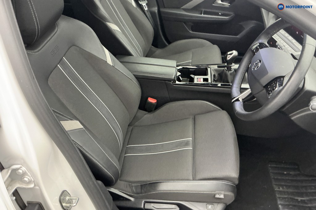 Vauxhall Astra GS Manual Petrol Hatchback - Stock Number (1663128) - 5th supplementary image