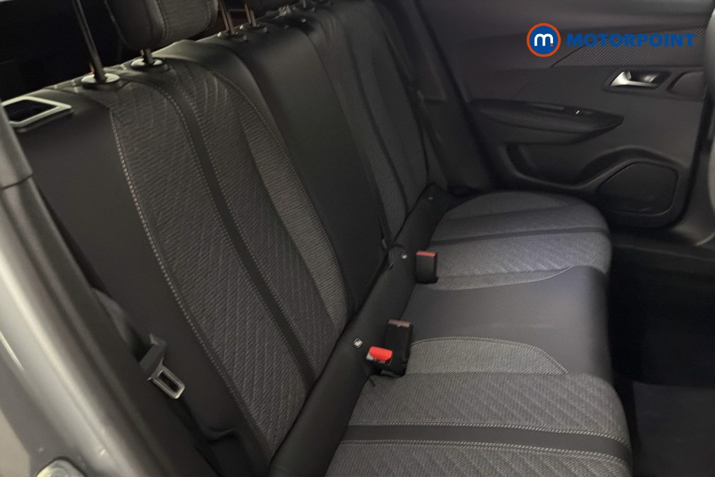Peugeot 2008 Allure Manual Petrol SUV - Stock Number (1665833) - 15th supplementary image