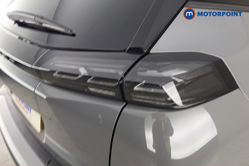 Peugeot 2008 Allure Manual Petrol SUV - Stock Number (1665833) - 38th supplementary image